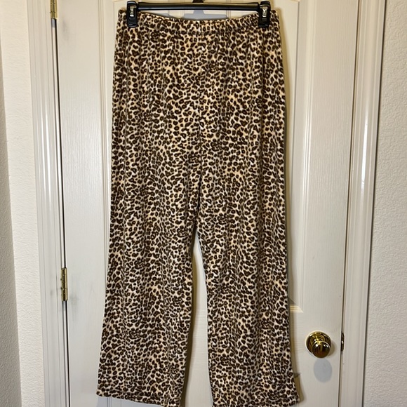 EUC CHARTER CLUB INTIMATES 🐆 FLANNEL PJ SET - Picture 6 of 6